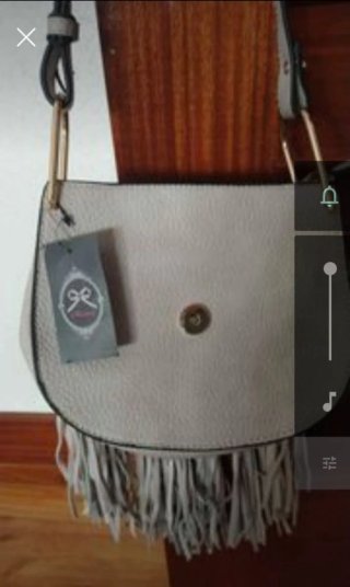 Bolso Negro Piel,  Bolso de flecos gris