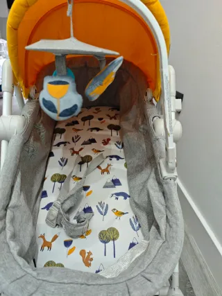 Hamaca minicuna mecedora  Kinderkraft  5en1NARANJA