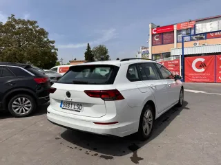 Volkswagen Golf 2021