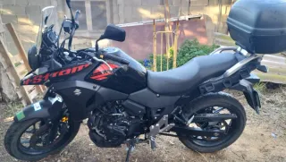 Suzuki V-Strom 250 Adventure Negra
