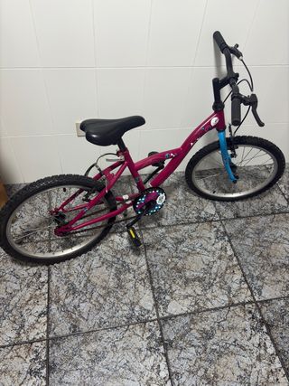 Bicicleta niña 20 como nueva no se hacen envíos