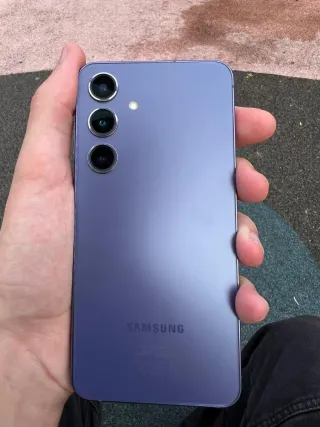 Samsung Galaxy S24 Morado Azulado