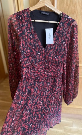 Vestido Stradivarius XS manga larga estampado