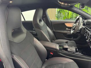 Mercedes-Benz Clase CLA 250e AMG LINE
