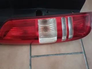 Pilotos Traseros Mercedes Viano