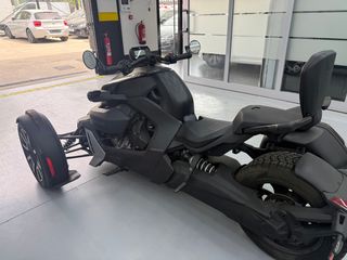 Can-Am Trike Negro/Gris