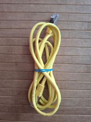 ONT Movistar Fibra con Adaptador y Cable