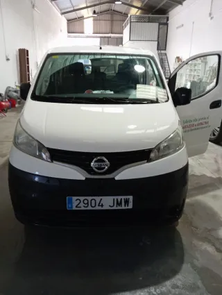 Nissan NV200 2015