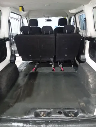 Nissan NV200 2015
