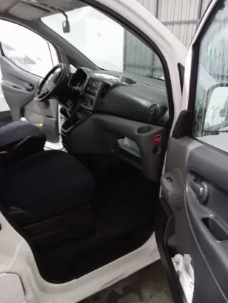 Nissan NV200 2015