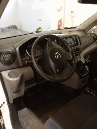 Nissan NV200 2015