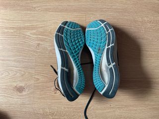 Nike Pegasus 38 Scarpe da Corsa Uomo/Donna