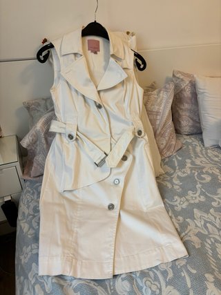 Vestido Ted Baker blanco sin mangas original