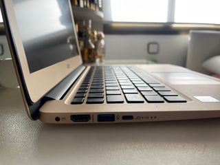 Acer Swift 3 Luxury Gold - Ultra ligero y fino