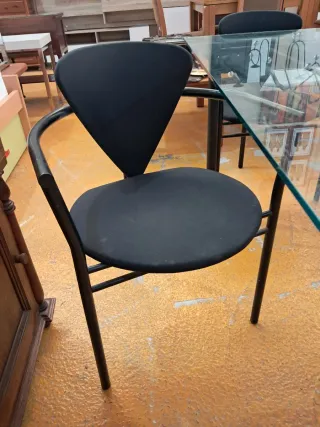 Mesa cristal y forja con 4 sillas