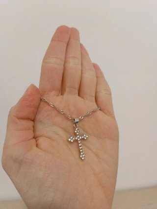 Colgante Cruz Bisutería Circonitas Plateada