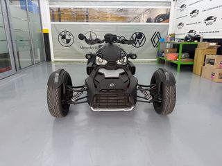 Can-Am Ryker Trike Negro/Gris