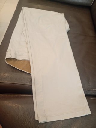 Pantalón Cellio Talla 44 Beige