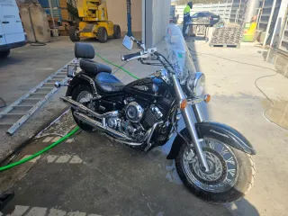 Yamaha Drag Star 650 Negra