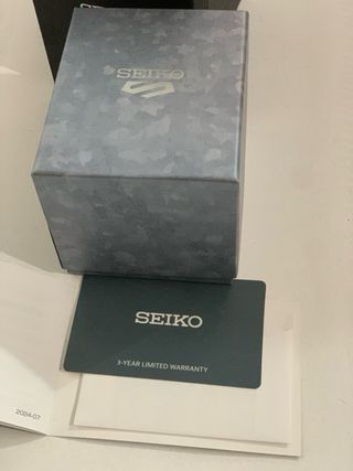 Reloj Seiko Quartz Negro