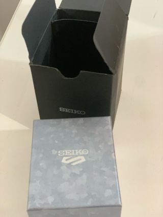Reloj Seiko Quartz Negro