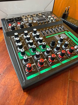 Mezclador BOMGE BMG-04U 4 Canales