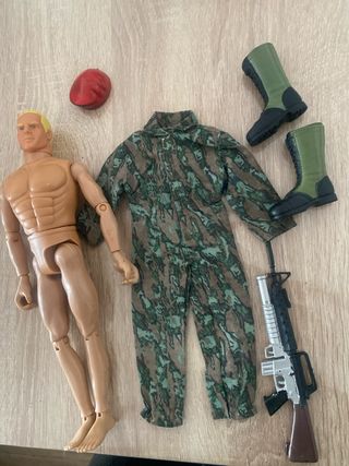 Muñeco Geyperman antiguo con accesorios