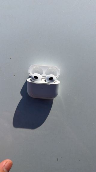 Auriculares AirPods 3ª Gen