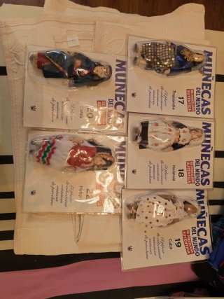 Collezione Bambole del Mondo in Porcellana