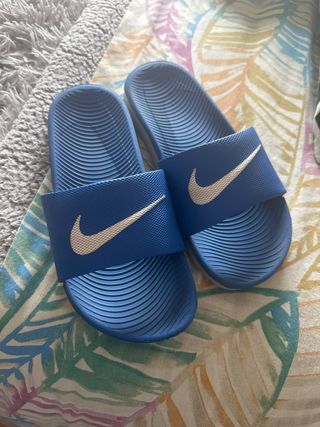 Chanclas Nike niño azul