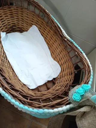 Cesta de Mimbre Artesanal - Especial Comuniones