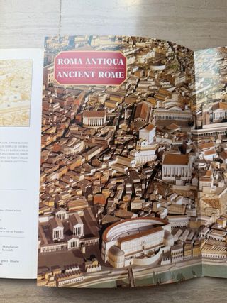 Libro Roma y Vaticano con pósters