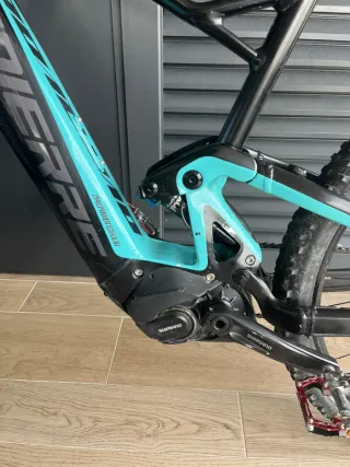 Bicicleta eléctrica Lapierre 1200 km