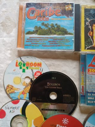 Lote de 10 CDs: Caribe, Salsa, Boleros y más