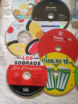 Lote de 10 CDs: Caribe, Salsa, Boleros y más