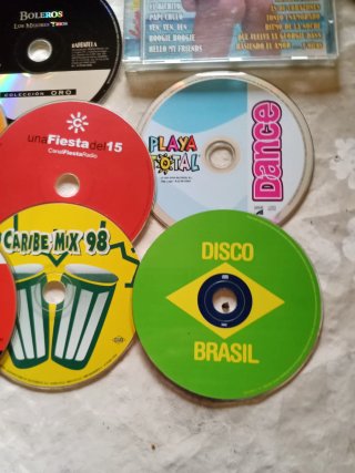 Lote de 10 CDs: Caribe, Salsa, Boleros y más