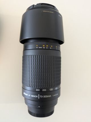 Nikon D5100 (3.669 disparos) + Lentes + Accesorios