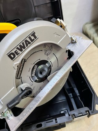 Sierra Circular DeWalt DWE575K-QS 1600W
