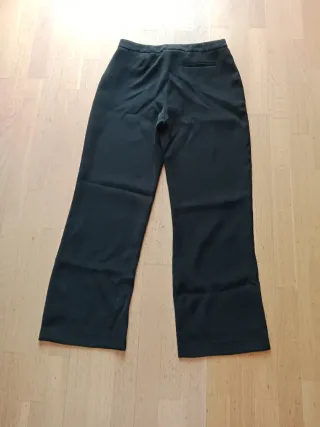 Pantalón vestir Cacharel Talla 40 Negro