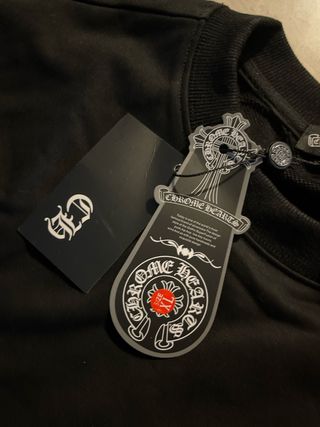 Sudadera Chrome Hearts Negra y Rosa