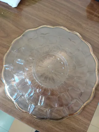 Plato de presentación de cristal tallado vintage