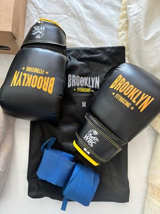 Guantes Boxeo Brooklyn WBC + Vendas