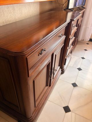 Aparador de madera maciza
