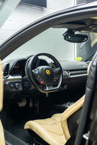 FERRARI 458 ITALIA *HISTÓRICO EN CASA OFICIAL*