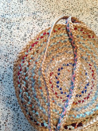 Bolso de esparto artesanal multicolor