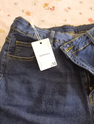 Pantalones vaqueros anchos.