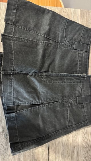 Falda corta gris ZARA