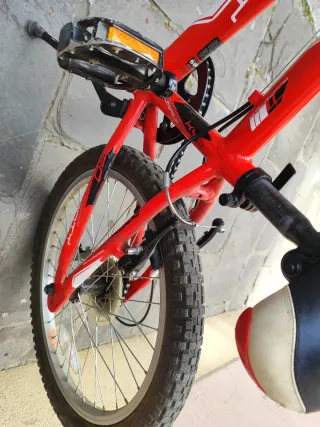 Bicicleta Monty KY7 24" 6-8 años