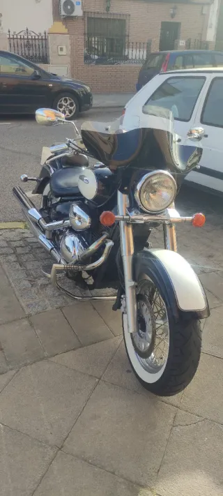 Suzuki Intruder 800 Volusia