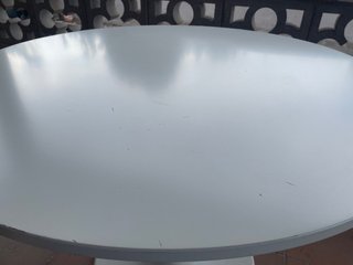 Mesa redonda Ikea Docksta blanca